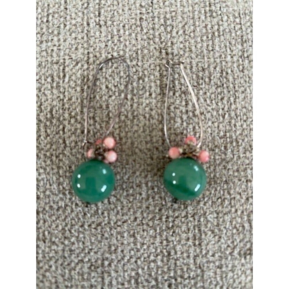 Handmade dangle green jade earrings